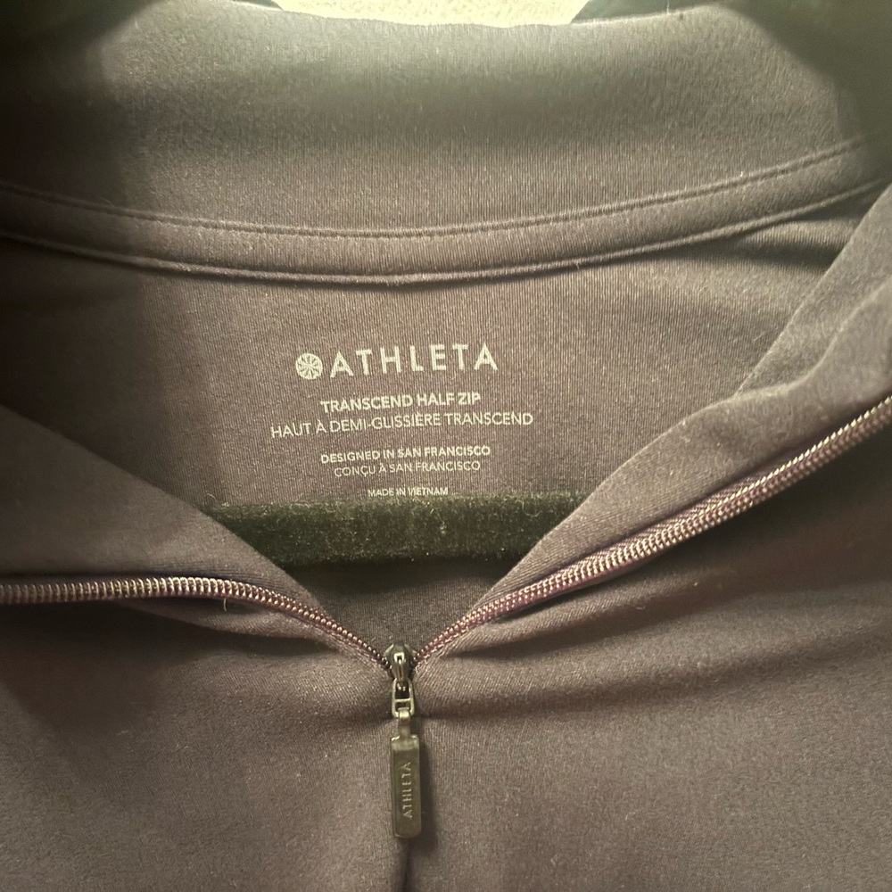Athletics Black Long Sleeve To. Size Small.